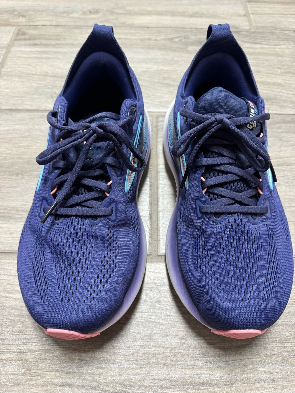 Brooks Glycerin GTS Women's Navy Running Shoes with Aqua and Pink Accents